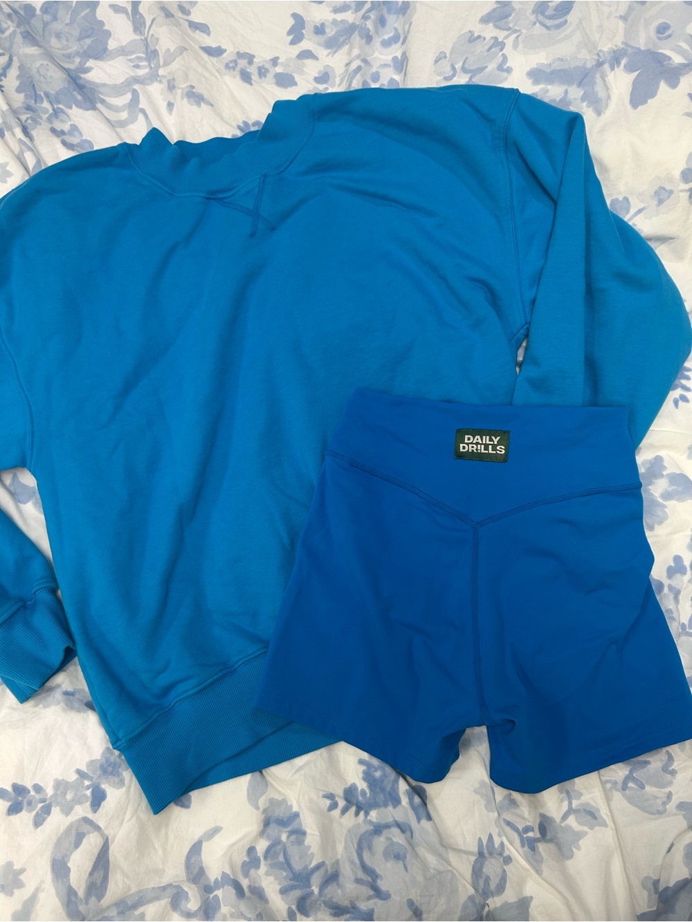 NWOT Dailly Drills Tide Set - Vintage Crew (M/L) Go! Shortie Shorts (S) SOLD OUT